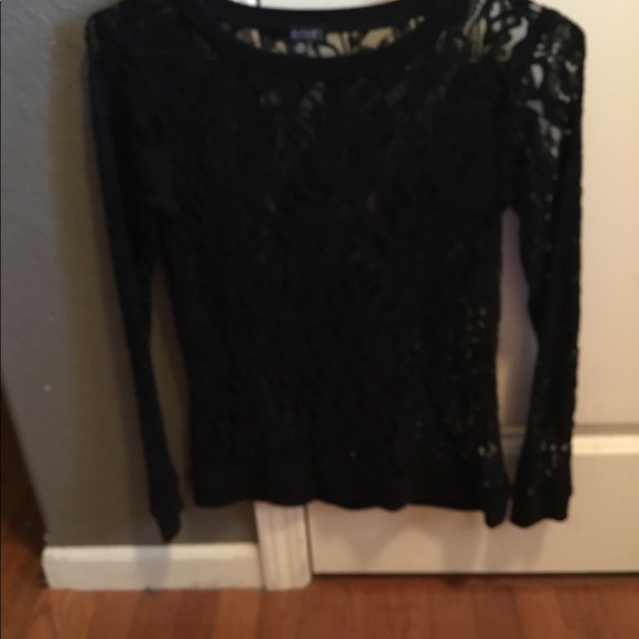 Ana black lace shirt - Picture 2 of 6